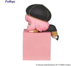 Anya Hikkake Figure