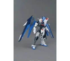 Freedom Gundam Version 2.0 (1/100 Scale) MG