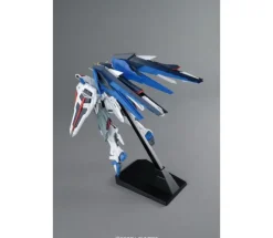 Freedom Gundam Version 2.0 (1/100 Scale) MG