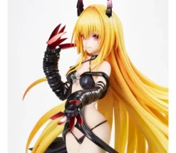 Golden Darkness Darkness Ver. 1/6 Scale Figure