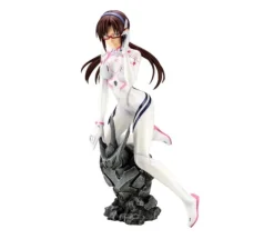 MARI MAKINAMI ILLUSTRIOUS WHITE PLUGSUIT VER.