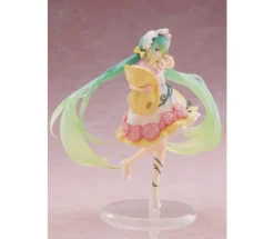 Sleeping Beauty Wonderland Figure