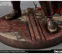 The Executioner 1/6 Scale Premium Statue